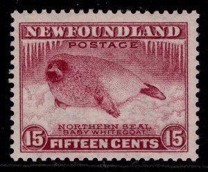 CANADA - Newfoundland GV SG217, 15c claret, M MINT.