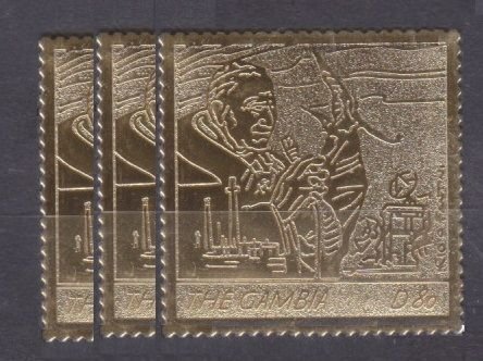 2005 Gambia 5572 gold x3 Pope John Paul II holds a microphone. 27,00 €