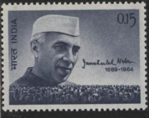 India 388 (mh) 15p In Memoriam Jawanarlal Nehru, grayish blue (1964)