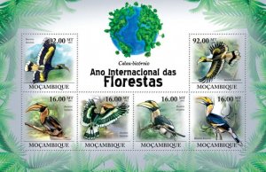 MOZAMBIQUE - 2011 - Great Hornbills - Perf 6v Sheet - Mint Never Hinged