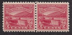 681 Mint,OG,NH... Pair