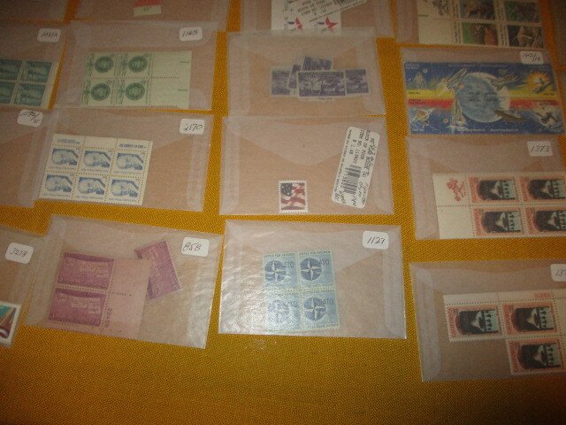 US COLLECTION IN PACKETS, ALL MINT MOSTLY MNH