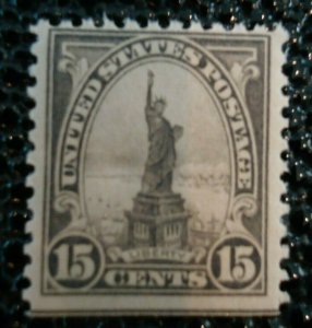 US Stamps-SC# 566 -  Perf 11 - Statue of Liberty - 15 Cent - MNH - CV $35.00