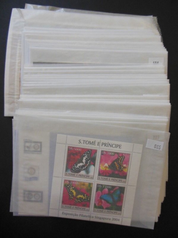 ST THOMAS & PRINCE : New Issue collection mostly from 2004-2006. VF, Mint NH.