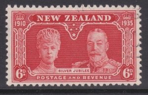 NEW ZEALAND 1935 Silver Jubilee 6d fine used - ACS cat NZ$40................z550