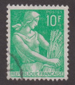 France 833A Farm Woman 10Fr 1959