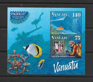 FISH - VANUATU #696a  PACIFIC 97 S/S  MNH