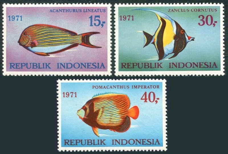 Indonesia 810-812, MNH. Michel 698-700. Fish 1991. Lined tang, Moorish goodess,