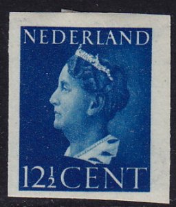 Netherlands - 1940 - Scott #219 - mint - Queen Wilhelmina Imperf.