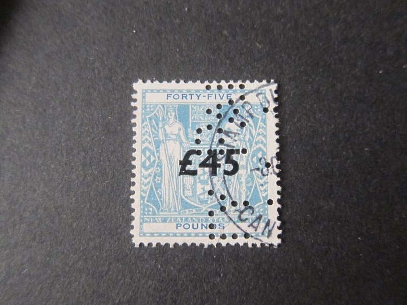 New Zealand 1939 Surcharged 45£ with Bold type on ARMS FU