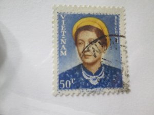 Vietnam (South) #15 used  2024 SCV = $0.45