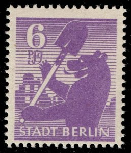 Germany DDR #11N2 Bear Holding Spade; MNH