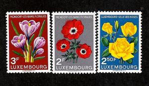 Monaco 310-312 Mint Flowers!