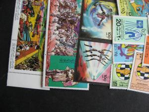 Scrap pile of 25 MNH LIBYA! Duplication,mixed condition,what lurks?