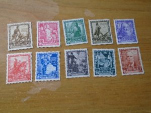 Italy  #   400-09  MH
