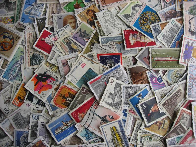 BERLIN nice collection of 165 all different stamps, mixed condition, check m out