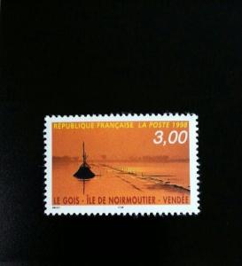 1998 France Le Gois Causeway, Island of Noirmoutier Scott 2644 Mint F/VF NH