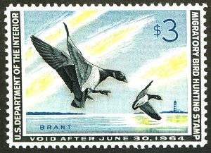 U.S. #RW30 MINT OG NH