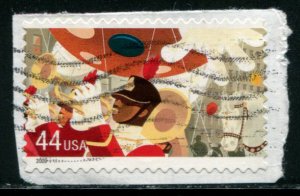 4419 US 44c Thanksgiving Day Parade SA, used on paper