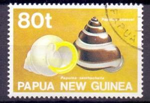 Papua New Guinea  #753  used  1991  snail shells 80t