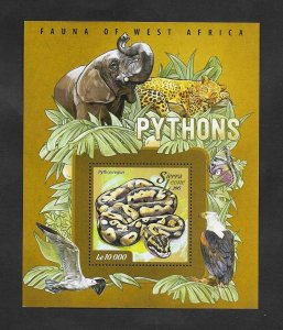 SE)2015 SIERRA LEONE, FAUNA OF WEST AFRICA, THE ROYAL PYTHON, SS, MNH