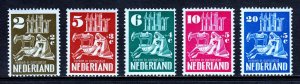 NETHERLANDS — SCOTT B214-B218 — 1950 GOOD SAMARITAN SET — MNH — SCV $61