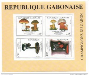 Gabon 1999 Bl. 102 Block Sheetlet Mushrooms Pilze Rare Flora