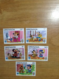 Grenada  #  1317-1321  MNH