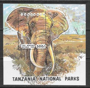 Tanzania 1185-92 MNH Animal set cpl.  in single format, vf. 2022 CV $6.50