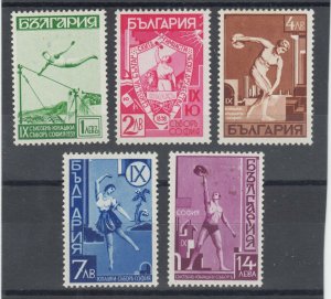 Bulgaria Sc 352-356 MLH. 1939 Yunak Gymnastic Organization, fresh, F-VF.