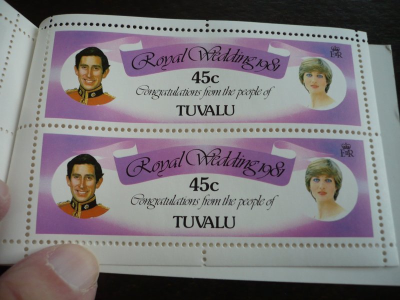 Stamps - Tuvalu - Scott# 157a,160a - Mint Never Hinged Booklet