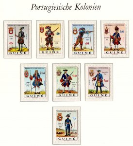 x PORTUGUESE GUINEA MNH 1966 full set 8 v. MILITARY UNIFORMS Sc#321-8 Mf#311-8