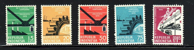 INDONESIA #483-487  1959  11TH COLOMBO PLAN CONF.   MINT  VF NH  O.G  e