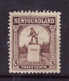 Newfoundland-Sc#133-unused hinged 3c brown War Memorial-1923-24-Nfw265 -