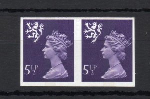 51/2p SCOTLAND REGIONAL UNMOUNTED MINT IMPERFORATE PAIR (PERF INDENTATIONS)