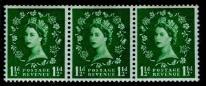 SG517a SPEC S25o, 1½ green, NH MINT. CAT £22. 'DAFFODIL' FLAW.