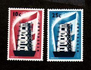 Netherlands # 368-369 Mint Europa!