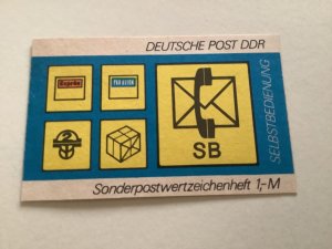 German Democratic Republic mint never hinged 1982 stamps booklet Ref 50002