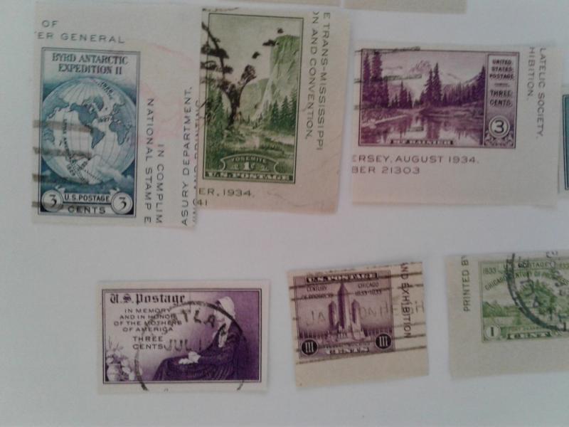 COLLECTION OF IMPERERATED USED AMERICAN VINTAGE STAMPS !!