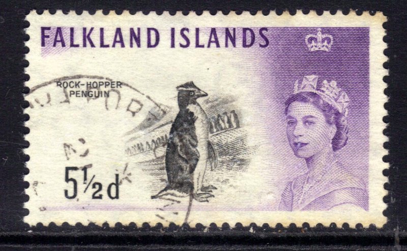 Falkland Islands 1960 - 66 QE2 5 1/2d Black & Violet Penguin used SG 199 ( D1...