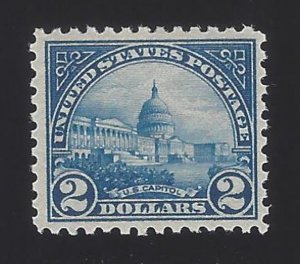 US #572 1922-25 Deep Blue Unwmk Perf 11 MNH VF SCV $150