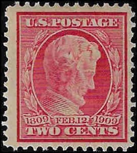 369 Mint,OG,XLH... SCV $150.00... VF/XF