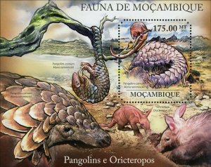 Pangolins & Aardvarks Stamp Manis Temminckii Aardvark S/S MNH #4965 / Bl.511