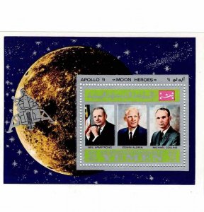 Yemen / Astronauts Apollo 11 Souvenir Sheet / 1969 / Minisheet / Space Travel