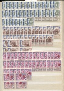 France Accumulation MNH CV$18400.00 1960-1999 Wholesale In 4 Albums