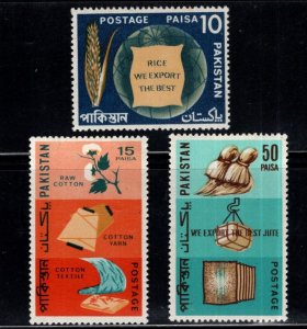 Pakistan Scott 240-242 MH*  stamp