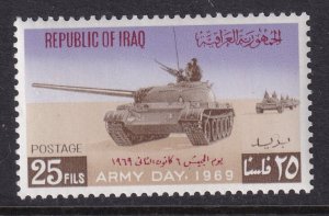 Iraq 487 Tank MNH VF