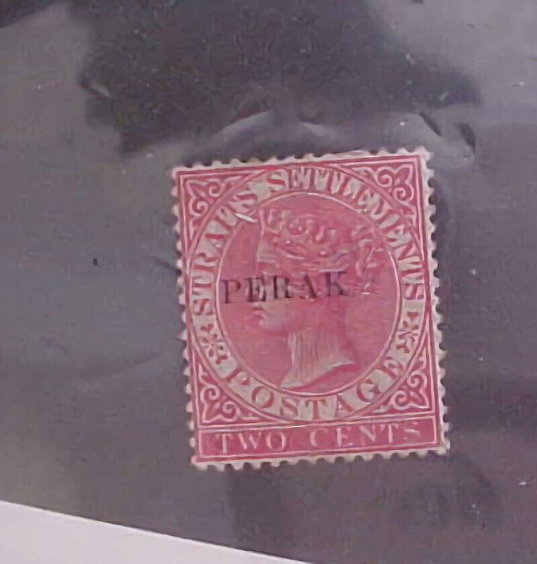 MALAYA PERAK STAMP #22  cat.$40.00  MINT  LIGHT HINGED