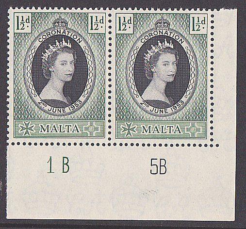 MALTA 1953 Coronation plate pair MNH........................................3287