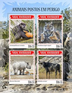 Mozambique 2019 MNH Wild Animals Stamps Endangered Species Tigers Rhinos 4v M/S